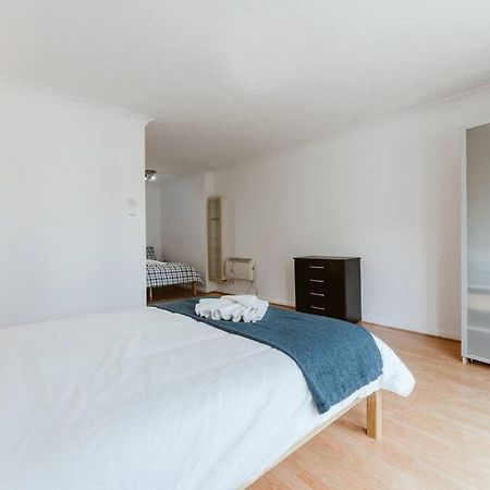 Up To 4 People, Room In A Share House Next To London Bridge Eksteriør bilde