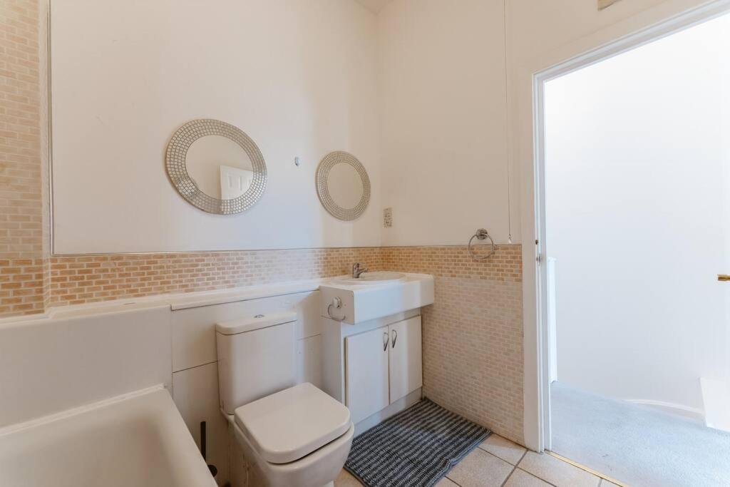 Up To 4 People, Room In A Share House Next To London Bridge Eksteriør bilde